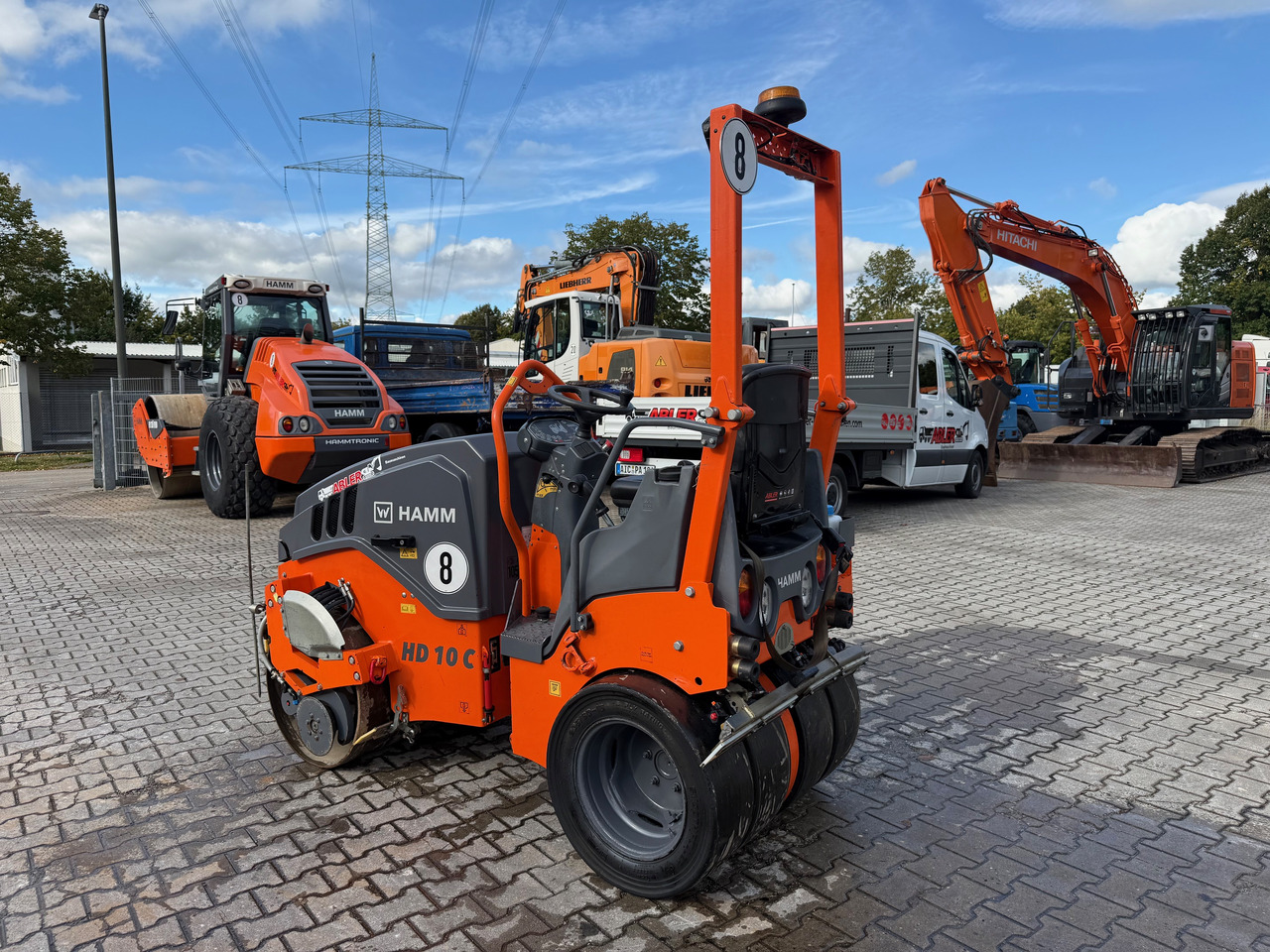 Hamm HD10 C VT Kombiwalze neues Modell 900h! - Cilindru compactor mixt: Foto 4 Hamm HD10 C VT Kombiwalze neues Modell 900h! - Cilindru compactor mixt: Foto 4