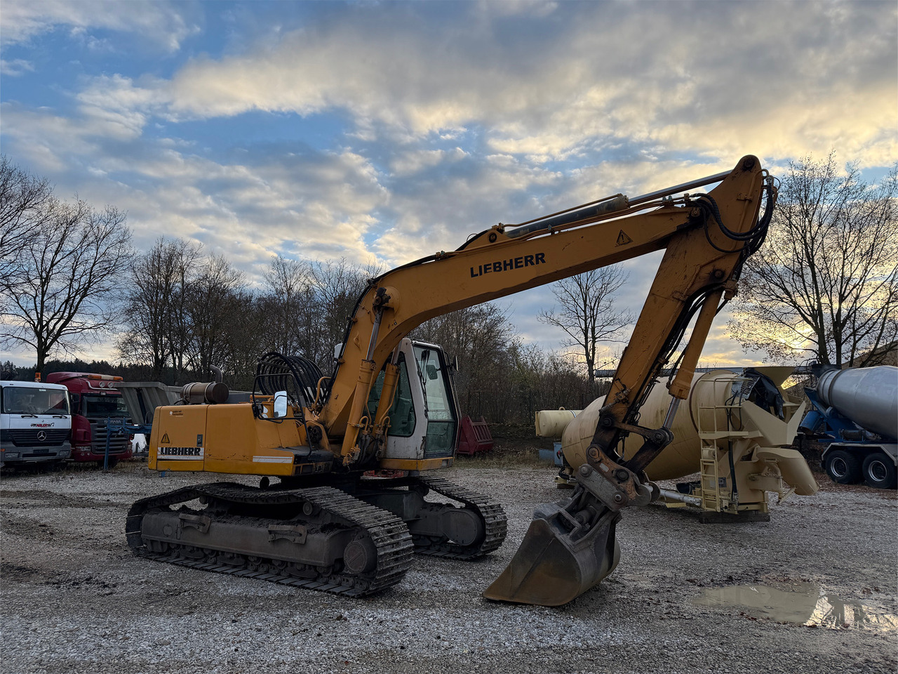 Liebherr R904 Kettenbagger Klima SW - Excavator pe şenile: Foto 2 Liebherr R904 Kettenbagger Klima SW - Excavator pe şenile: Foto 2