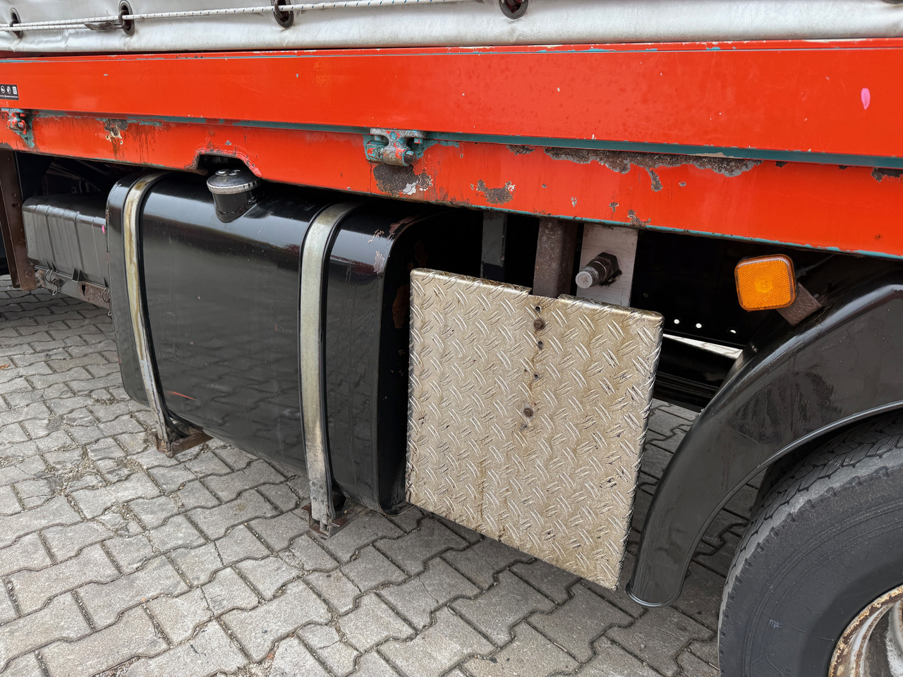 Camion cu prelată MAN 8.174 Pritsche+Plane+Ladebordwand DOKA L2000: Foto 7