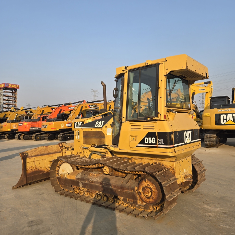 CATERPILLAR D5G - Buldozer: Foto 3 CATERPILLAR D5G - Buldozer: Foto 3
