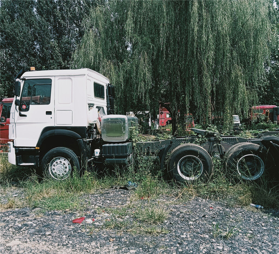 Howo 420hp 6x4 - Cap tractor: Foto 2 Howo 420hp 6x4 - Cap tractor: Foto 2