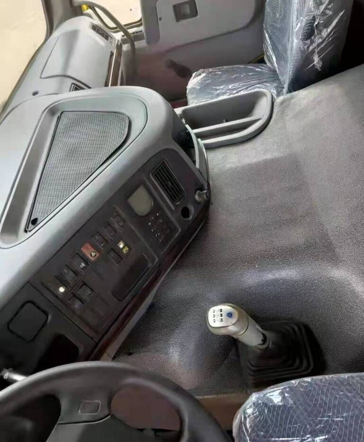 Camion basculantă Howo 375 6x4 Tipper Lorry: Foto 6 Camion basculantă Howo 375 6x4 Tipper Lorry: Foto 6