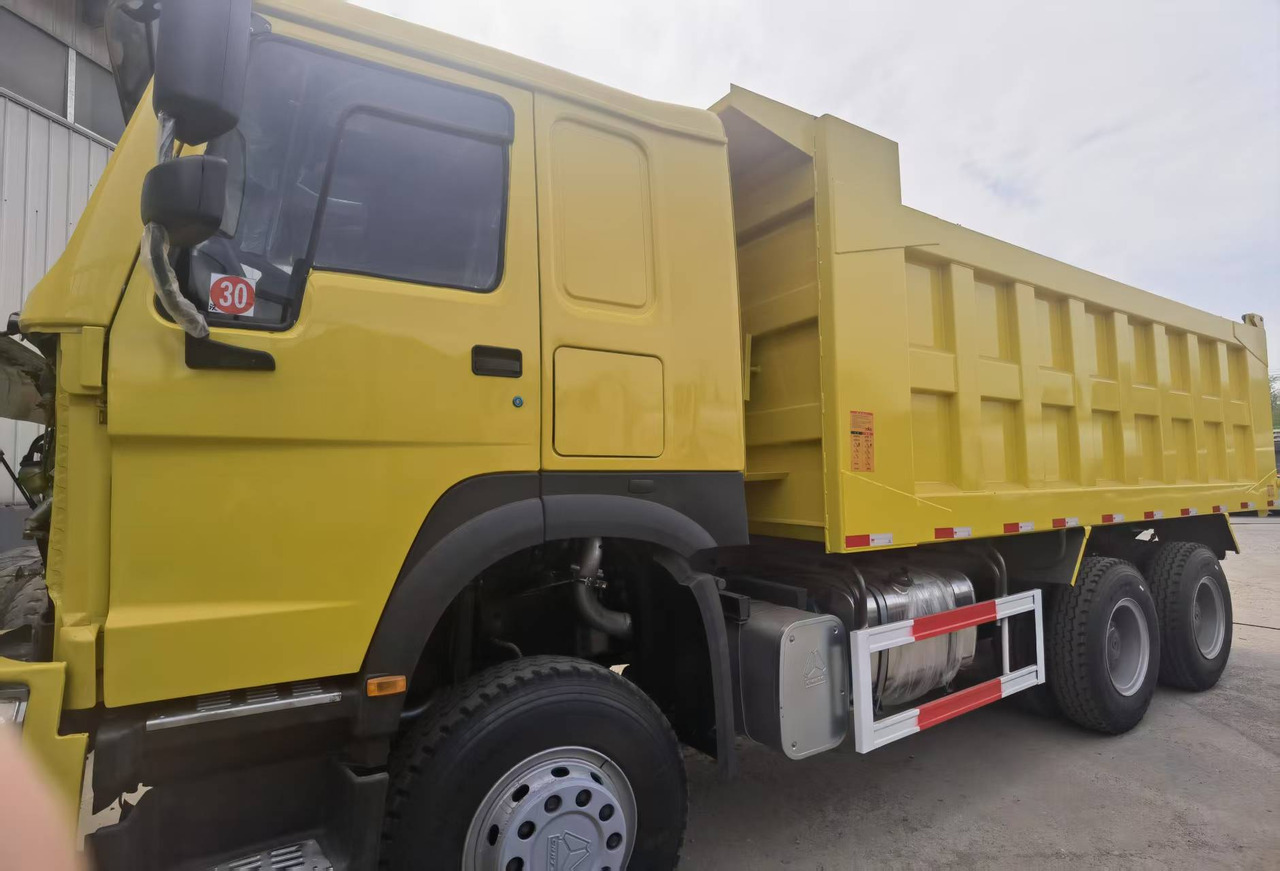 Sinotruk HOWO 371 Dump truck - Camion basculantă: Foto 4 Sinotruk HOWO 371 Dump truck - Camion basculantă: Foto 4
