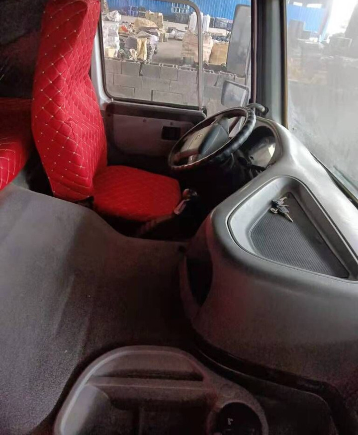 Sinotruk HOWO 375 6*4 Dump truck - Camion furgon: Foto 3 Sinotruk HOWO 375 6*4 Dump truck - Camion furgon: Foto 3