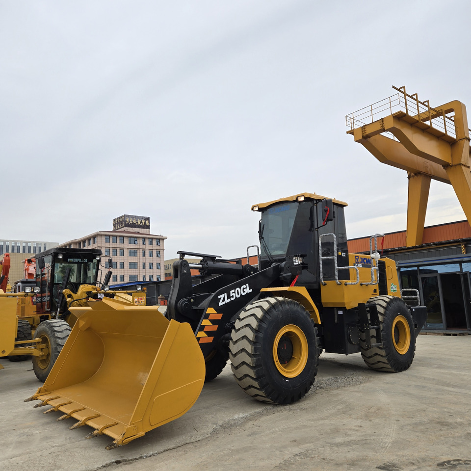 XCMG ZL50GL - Încărcător frontal pe pneuri: Foto 2 XCMG ZL50GL - Încărcător frontal pe pneuri: Foto 2