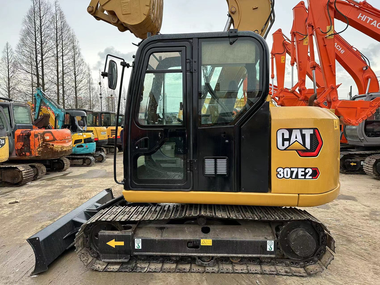 CAT 307E2 - Mini excavator: Foto 1 CAT 307E2 - Mini excavator: Foto 1