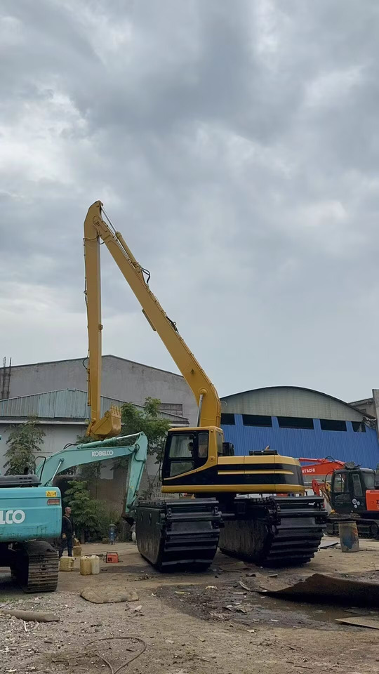 CAT 320BL 320CL 320D2L 18 meter extended arm Customizable Dredger - Excavator plutitoare: Foto 5 CAT 320BL 320CL 320D2L 18 meter extended arm Customizable Dredger - Excavator plutitoare: Foto 5