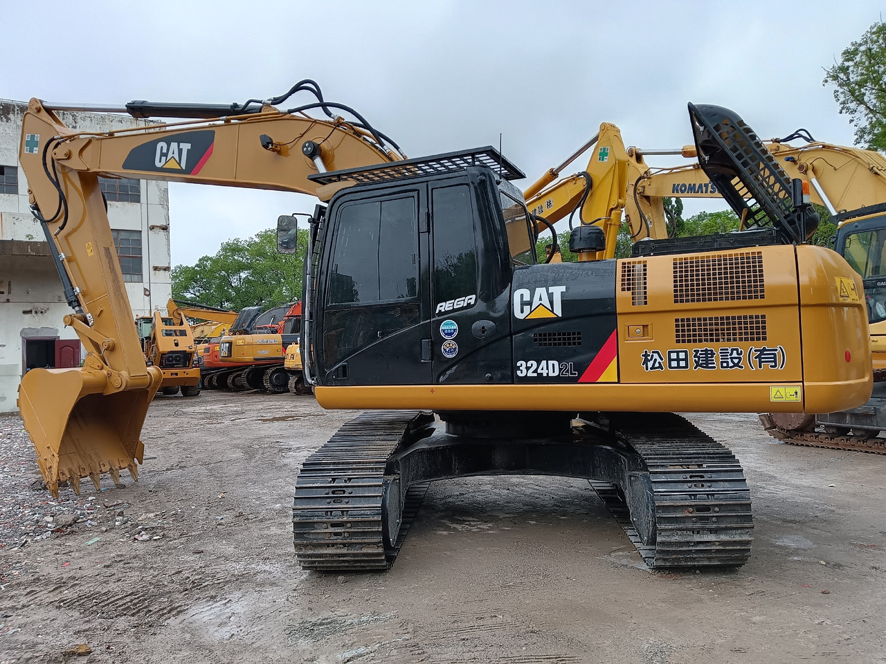 CATERPILLAR 324DL 324D2L 330D2L - Excavator pe şenile: Foto 1 CATERPILLAR 324DL 324D2L 330D2L - Excavator pe şenile: Foto 1
