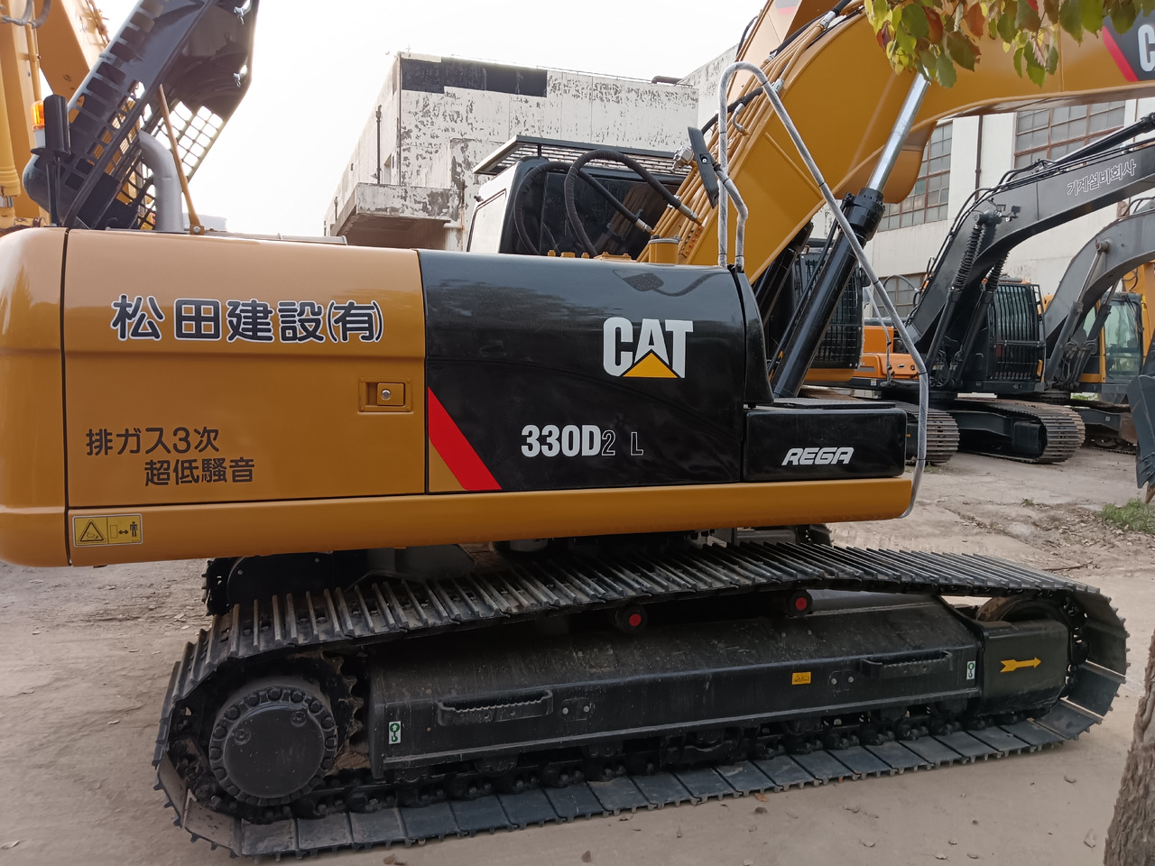 CATERPILLAR 330D2L - Excavator pe şenile: Foto 3 CATERPILLAR 330D2L - Excavator pe şenile: Foto 3