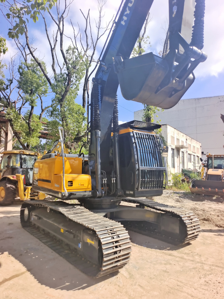 HYUNDAI HX220HD - Excavator pe şenile: Foto 3 HYUNDAI HX220HD - Excavator pe şenile: Foto 3