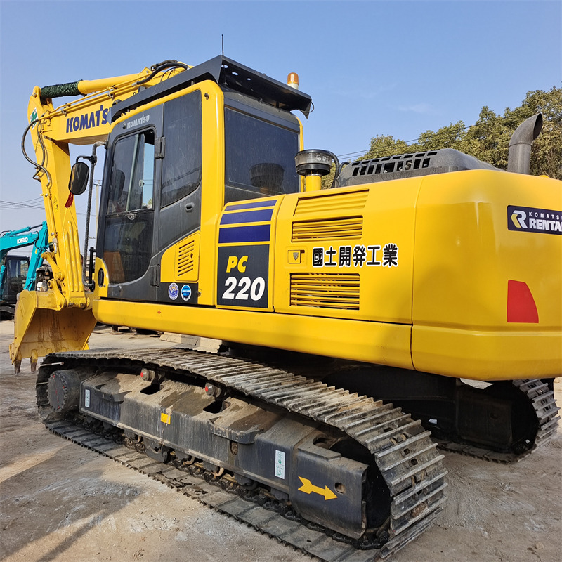KOMATSU PC220-8N1 - Excavator pe şenile: Foto 1 KOMATSU PC220-8N1 - Excavator pe şenile: Foto 1