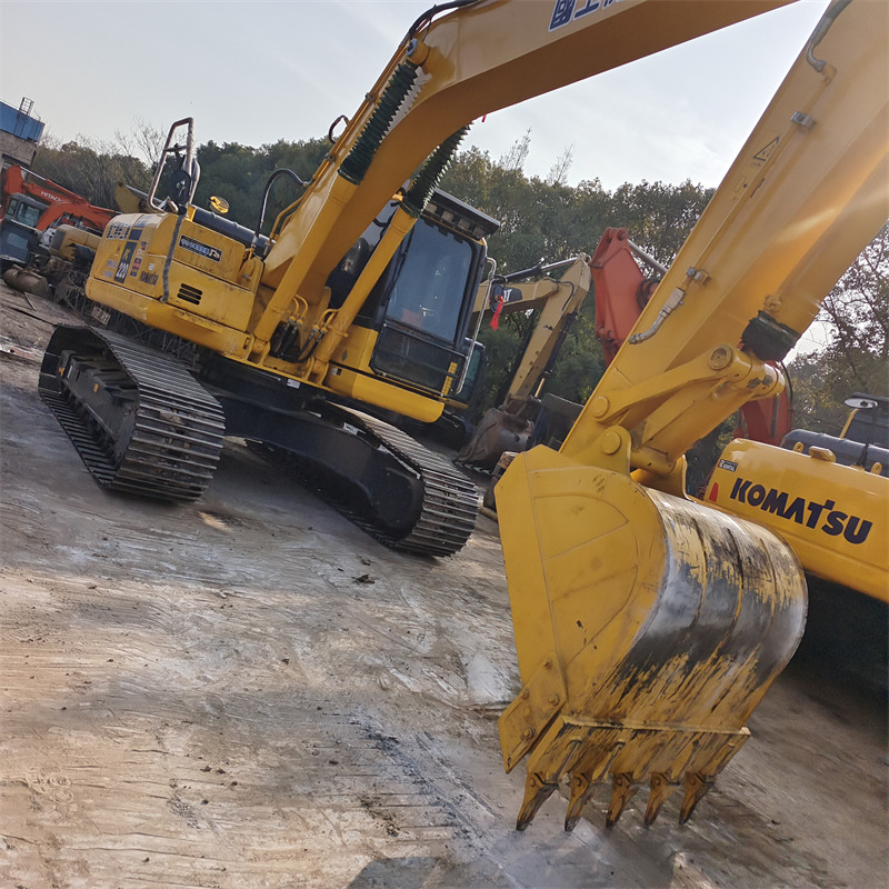 KOMATSU PC220-8N1 - Excavator pe şenile: Foto 5 KOMATSU PC220-8N1 - Excavator pe şenile: Foto 5