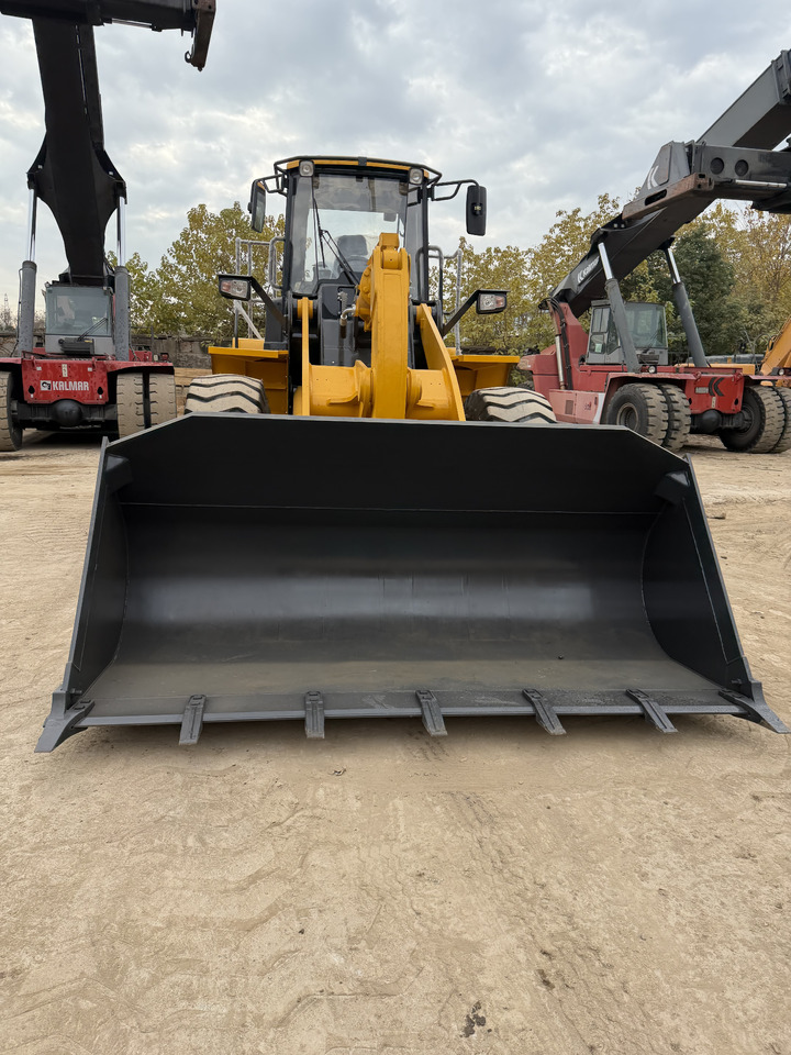 LIUGONG 856H - Încărcător frontal pe pneuri: Foto 3 LIUGONG 856H - Încărcător frontal pe pneuri: Foto 3