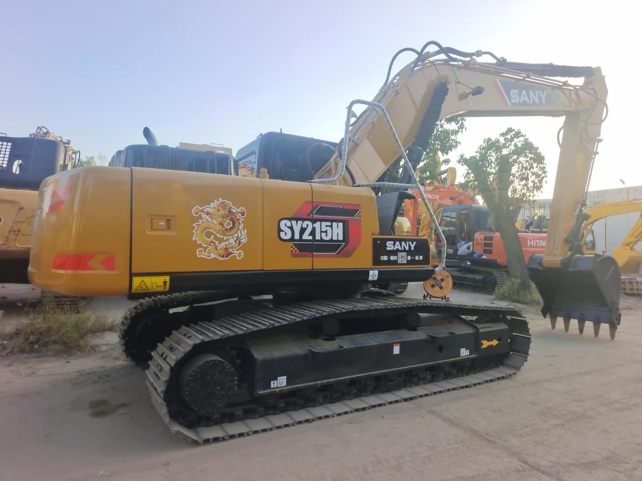SANY 215H - Excavator pe şenile: Foto 1 SANY 215H - Excavator pe şenile: Foto 1