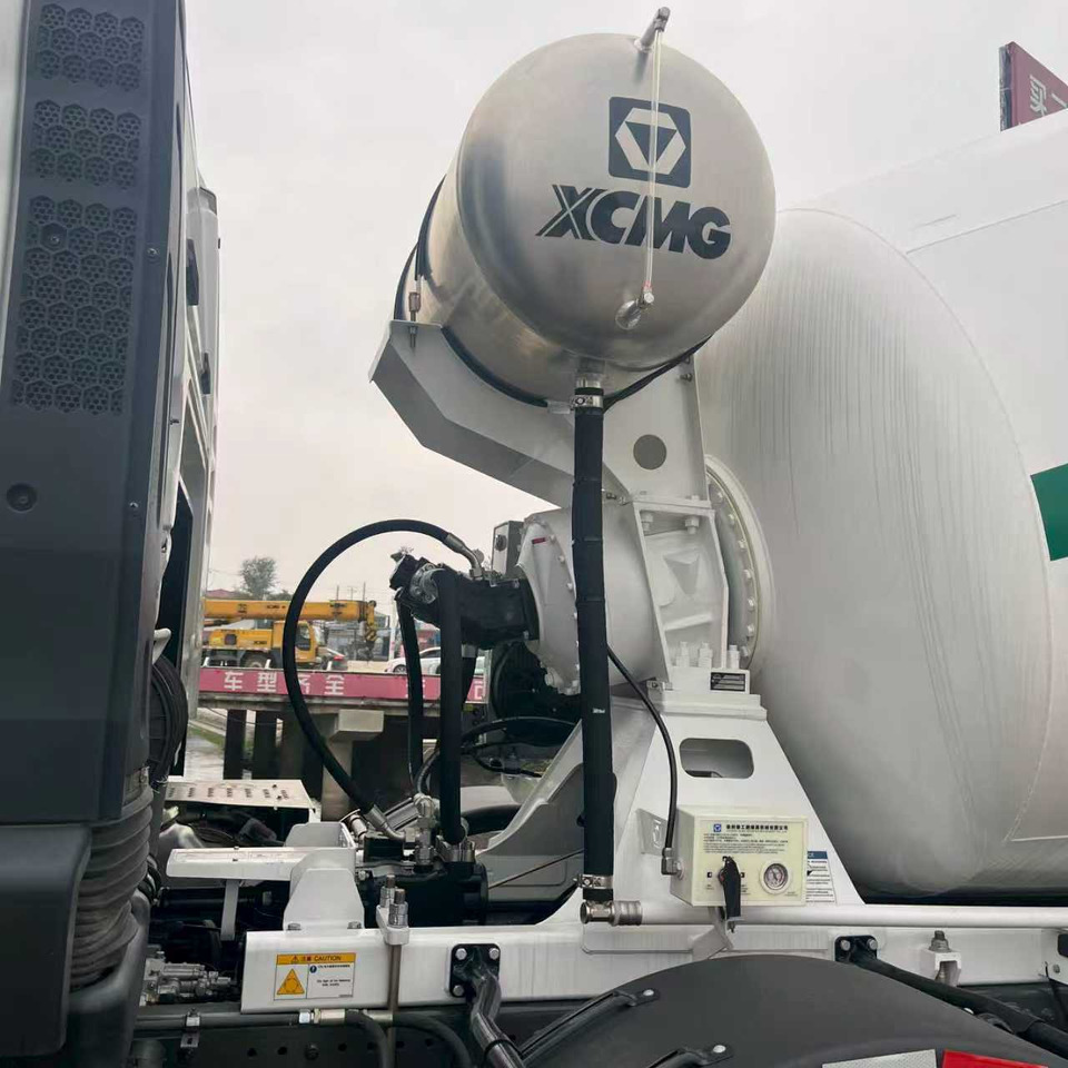 SINOTRUK HOWO TX350 Euro 5 STAGE Ⅴ - Autobetonieră: Foto 3 SINOTRUK HOWO TX350 Euro 5 STAGE Ⅴ - Autobetonieră: Foto 3