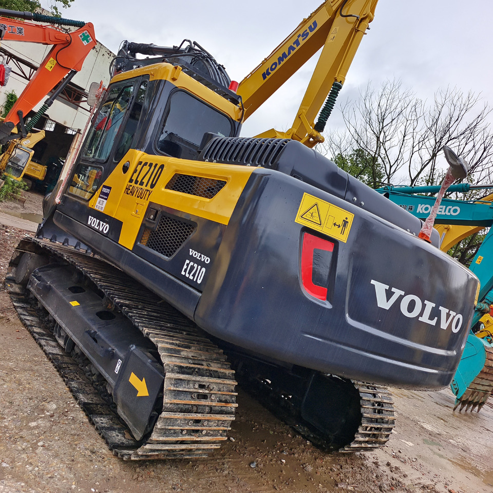 VOLVO EC210 EC210D EC210B - Excavator pe şenile: Foto 3 VOLVO EC210 EC210D EC210B - Excavator pe şenile: Foto 3