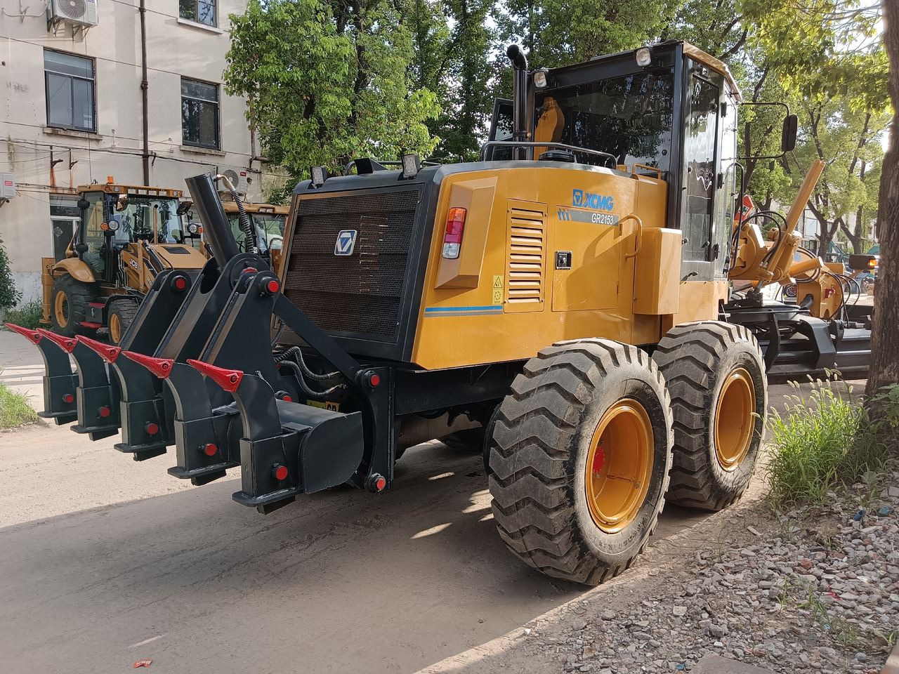 Autogreder XCMG GR2153 WITH RIPPER AND TWO BLADES: Foto 15