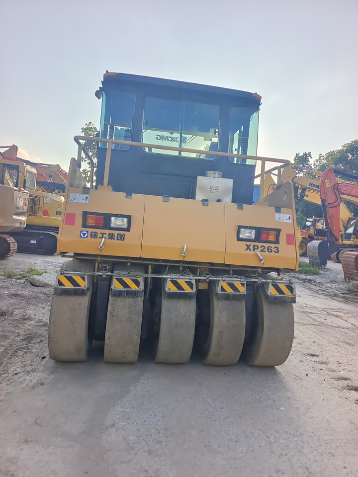 XCMG XP263 - Compactor cu pneuri: Foto 5 XCMG XP263 - Compactor cu pneuri: Foto 5