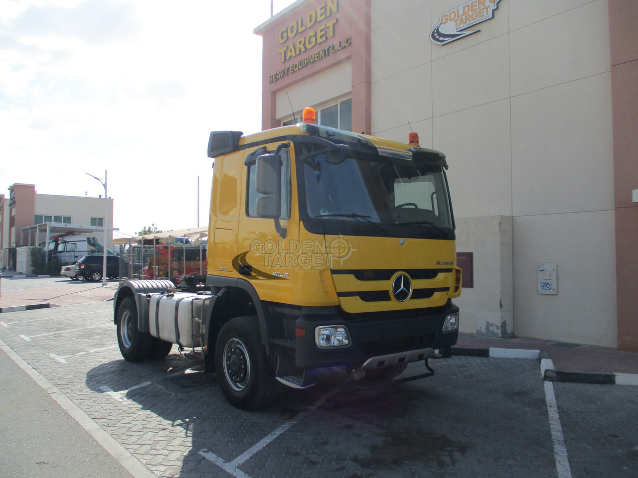 MERCEDES-BENZ Actros 2048 4x4 Head Truck - Cap tractor: Foto 1 MERCEDES-BENZ Actros 2048 4x4 Head Truck - Cap tractor: Foto 1