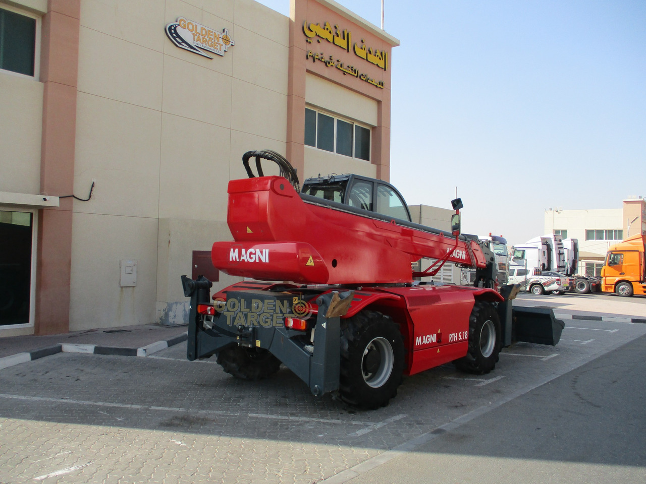 MAGNI RTH5.18 -D/C Rotating Telescopic Handler - Stivuitor telescopic: Foto 3 MAGNI RTH5.18 -D/C Rotating Telescopic Handler - Stivuitor telescopic: Foto 3