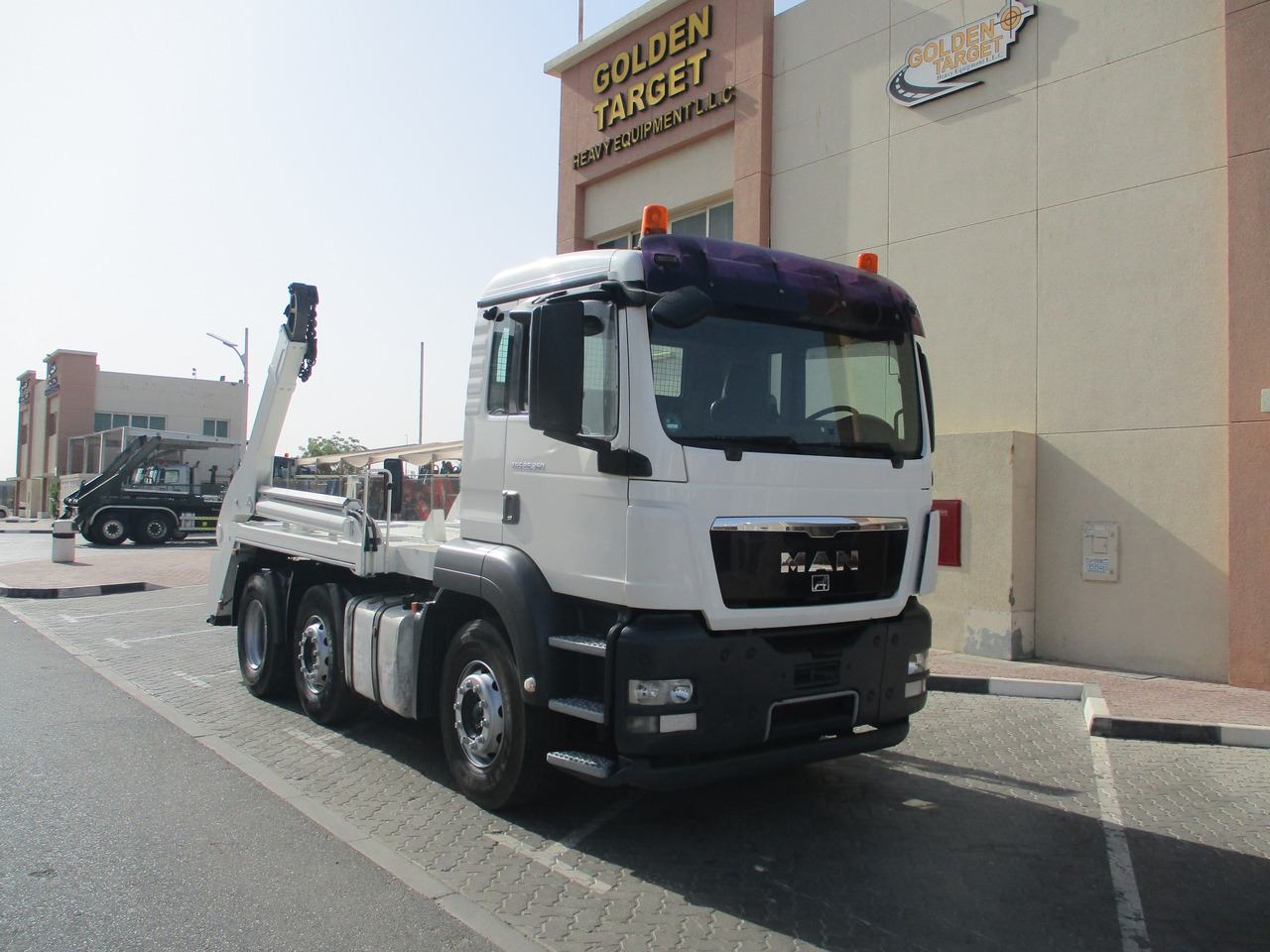 MAN TGS 26.360 6x2 Skip Loader - Camion container de gunoi: Foto 1 MAN TGS 26.360 6x2 Skip Loader - Camion container de gunoi: Foto 1
