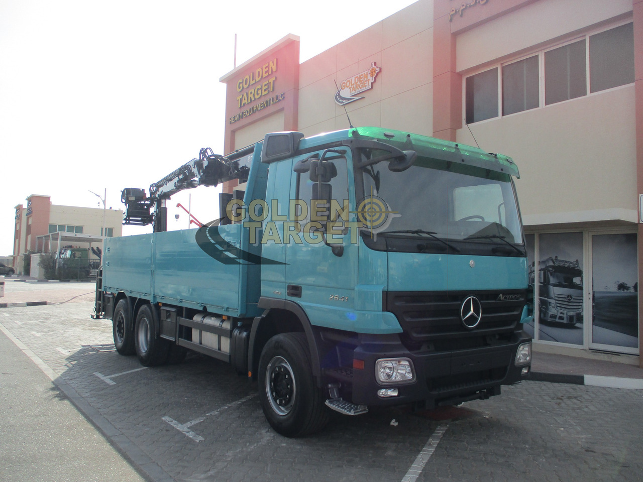 Mercedes-Benz Actros 2641 - Camion platformă, Camion cu macara: Foto 1 Mercedes-Benz Actros 2641 - Camion platformă, Camion cu macara: Foto 1