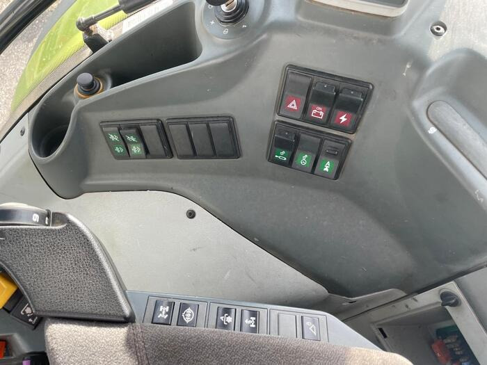 Claas Arion 650 - Tractor agricol: Foto 5 Claas Arion 650 - Tractor agricol: Foto 5