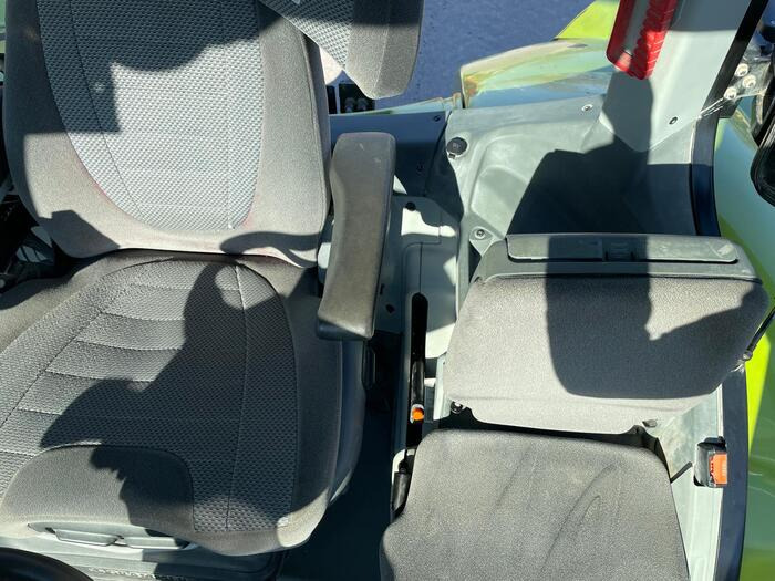 Claas Arion 650 - Tractor agricol: Foto 5 Claas Arion 650 - Tractor agricol: Foto 5