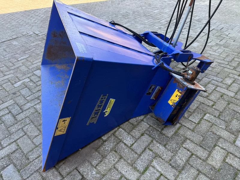 AP DETECH 1800 T instrooibak Zaagselstrooier Instrooimachine Zaagsel DETECH 1800 T instrooibak Zaagselstrooier Instrooimachine Zaag - Utilaje de creştere vite: Foto 1 AP DETECH 1800 T instrooibak Zaagselstrooier Instrooimachine Zaagsel DETECH 1800 T instrooibak Zaagselstrooier Instrooimachine Zaag - Utilaje de creştere vite: Foto 1