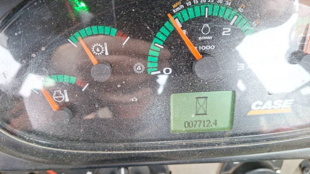 Case 695 ST - Buldoexcavator: Foto 2 Case 695 ST - Buldoexcavator: Foto 2