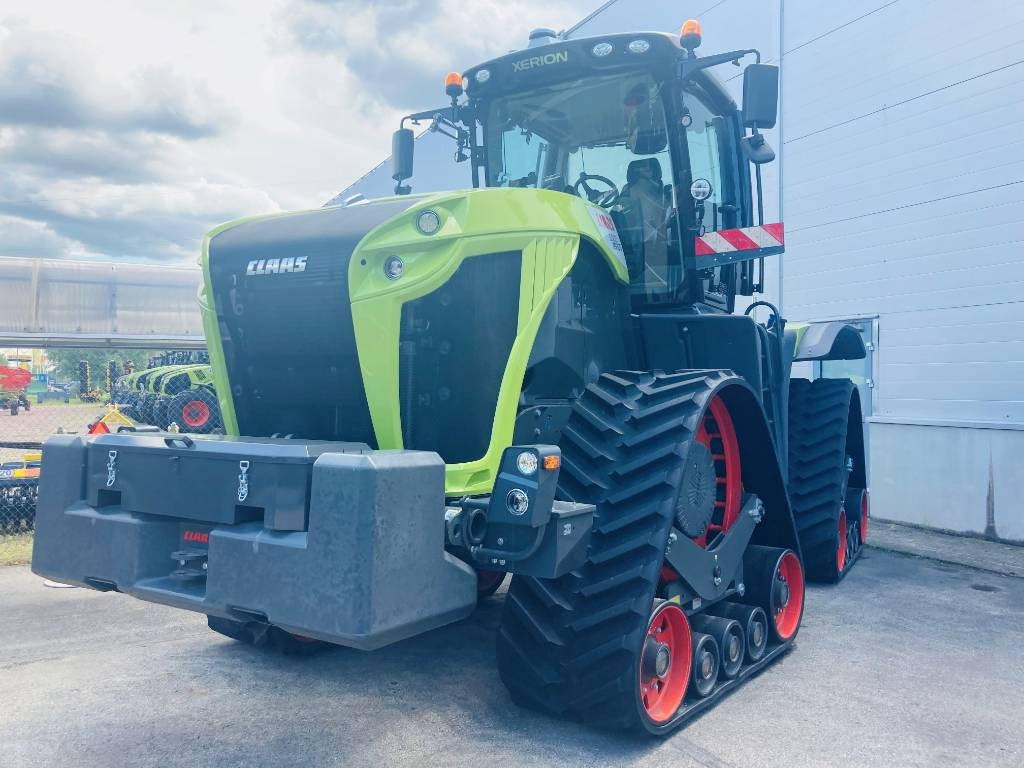 Claas XERION 5000 TRAC TS - Tractor agricol: Foto 2 Claas XERION 5000 TRAC TS - Tractor agricol: Foto 2