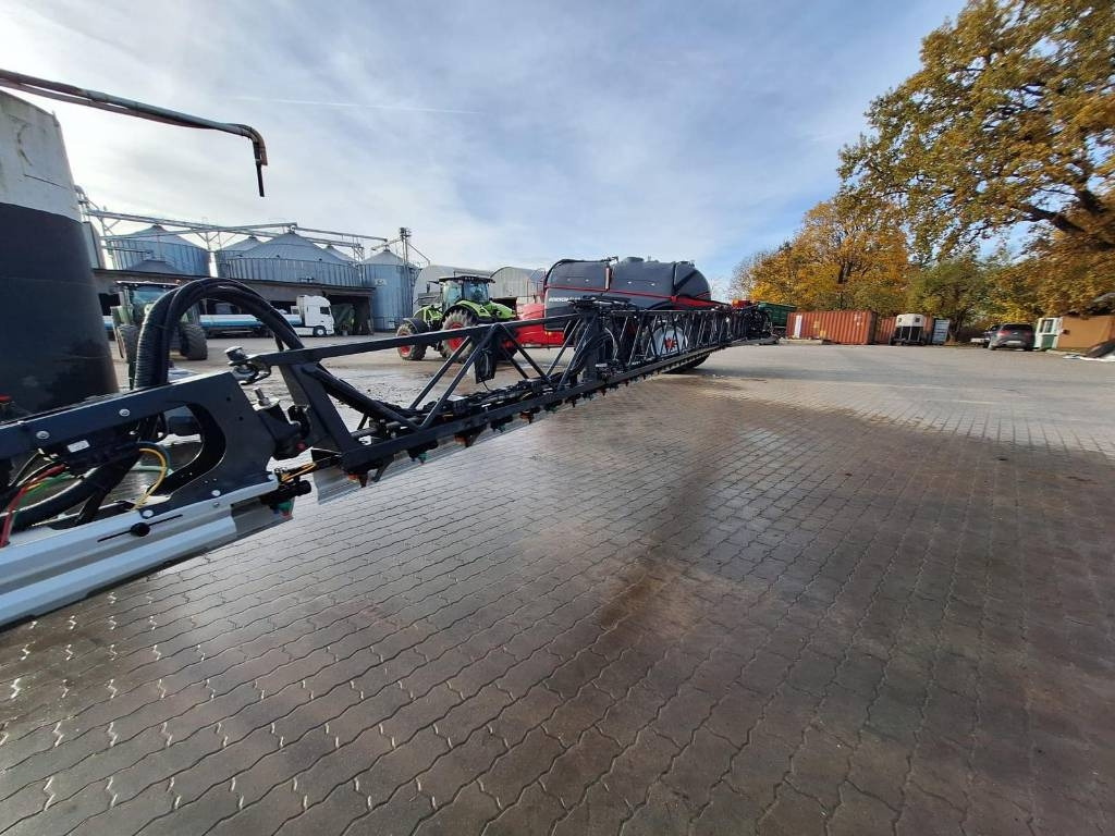 Horsch Leeb 12 TD - Maşină de erbicidat tractata: Foto 4 Horsch Leeb 12 TD - Maşină de erbicidat tractata: Foto 4