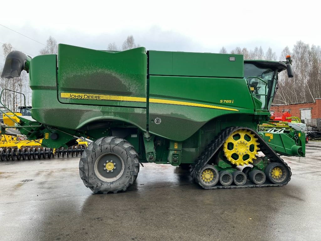 John Deere S 785i - Combină de recoltat cereale: Foto 2 John Deere S 785i - Combină de recoltat cereale: Foto 2