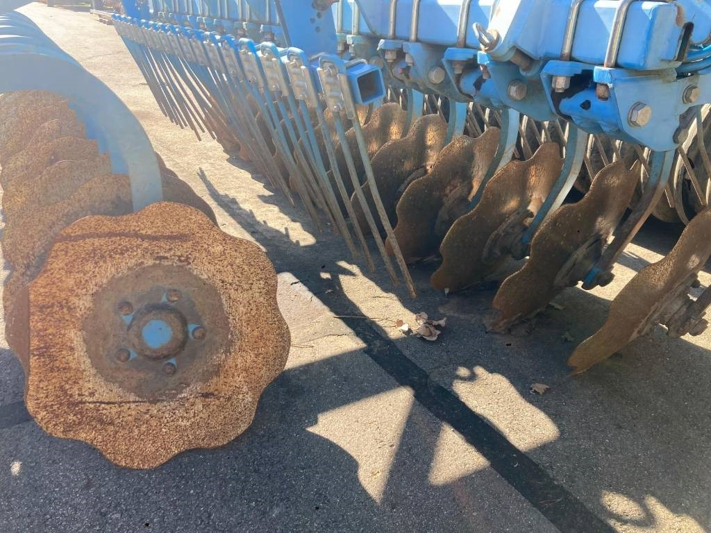 Grapă cu discuri Lemken Rubin 9/300 U: Foto 7 Grapă cu discuri Lemken Rubin 9/300 U: Foto 7