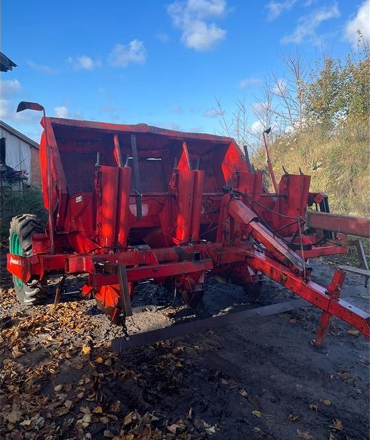 Kverneland UN 3200 - Maşină de plantat cartofi: Foto 2 Kverneland UN 3200 - Maşină de plantat cartofi: Foto 2