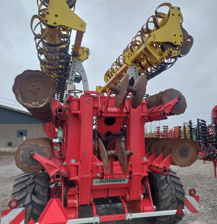 Pöttinger Terradisc 8001 T - Grapă cu discuri: Foto 5 Pöttinger Terradisc 8001 T - Grapă cu discuri: Foto 5