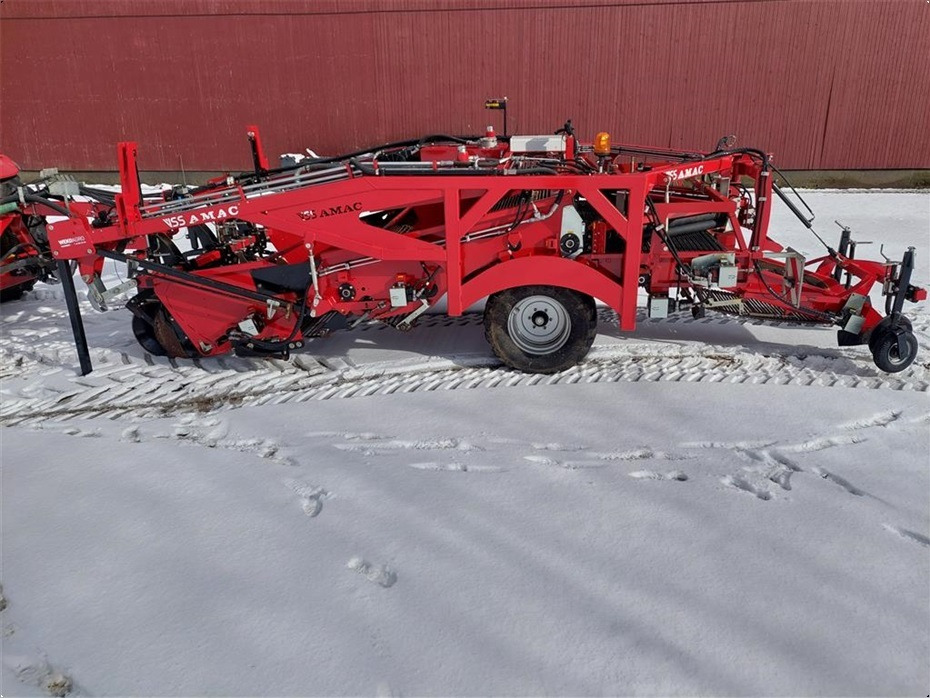 VSS
AMAC 3 RK. Frilægger - Combină de recoltat cartofi: Foto 1 VSS
AMAC 3 RK. Frilægger - Combină de recoltat cartofi: Foto 1