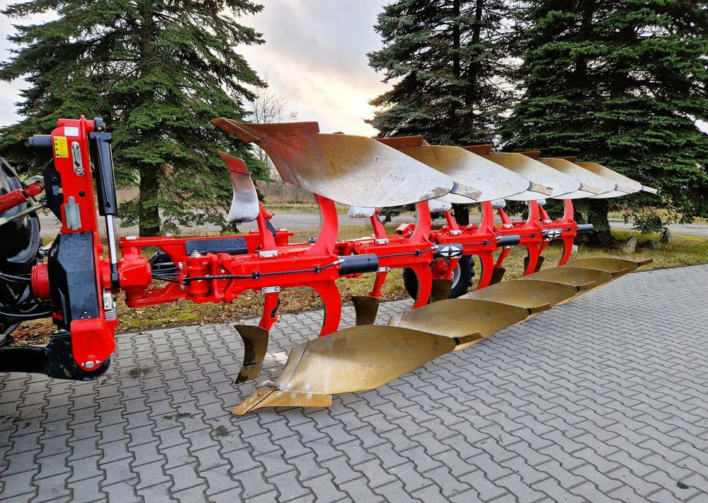 Gregoire Besson Gregoire Besson Rover 70 - Plug: Foto 5 Gregoire Besson Gregoire Besson Rover 70 - Plug: Foto 5