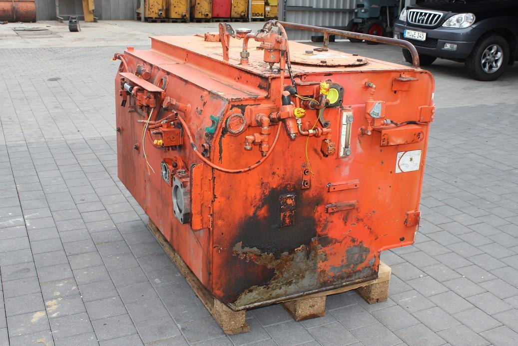 Atlas 1804 - Rezervor hidraulic pentru Utilaje constructii: Foto 3 Atlas 1804 - Rezervor hidraulic pentru Utilaje constructii: Foto 3