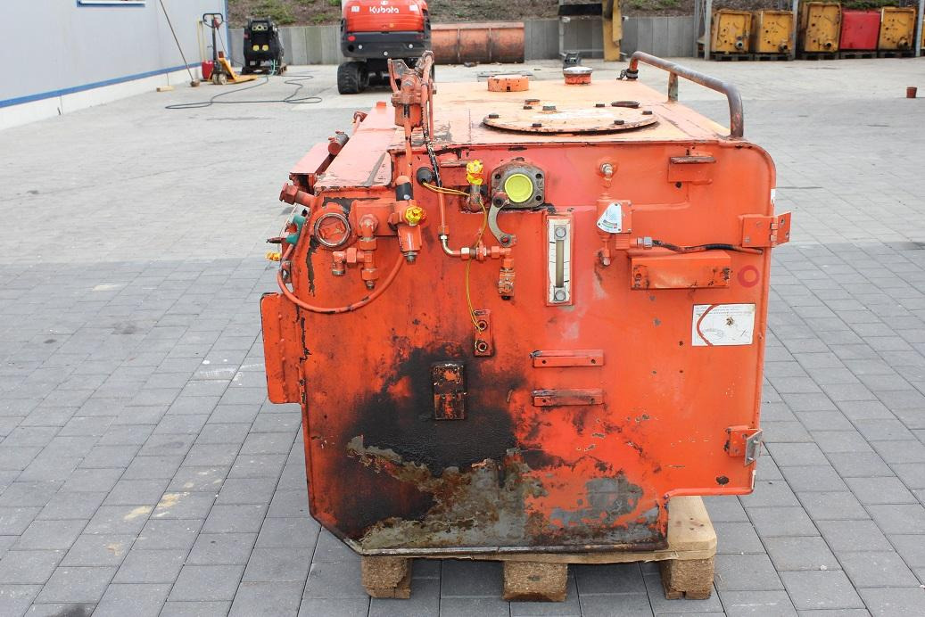 Atlas 1804 - Rezervor hidraulic pentru Utilaje constructii: Foto 4 Atlas 1804 - Rezervor hidraulic pentru Utilaje constructii: Foto 4