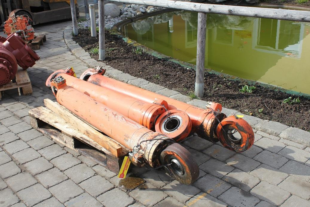 Atlas 1804 - Cilindru hidraulic pentru Utilaje constructii: Foto 5 Atlas 1804 - Cilindru hidraulic pentru Utilaje constructii: Foto 5