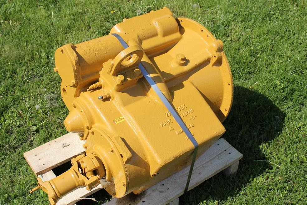 Caterpillar D 3 C - Cutie de viteze pentru Utilaje constructii: Foto 2 Caterpillar D 3 C - Cutie de viteze pentru Utilaje constructii: Foto 2