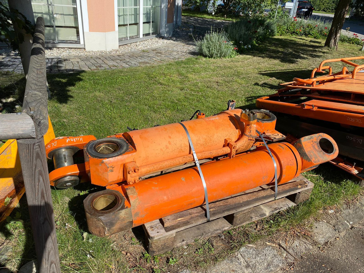 Doosan DL 500 - Cilindru hidraulic pentru Utilaje constructii: Foto 1 Doosan DL 500 - Cilindru hidraulic pentru Utilaje constructii: Foto 1