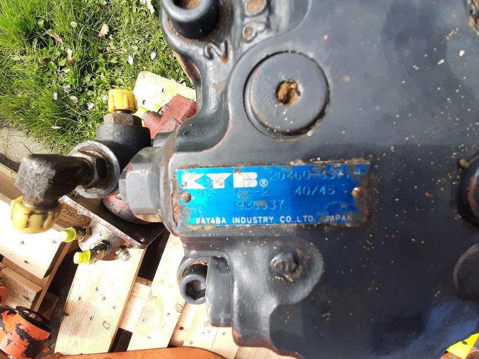 Reductor de rotire pentru Utilaje constructii Hitachi EX 40: Foto 6 Reductor de rotire pentru Utilaje constructii Hitachi EX 40: Foto 6