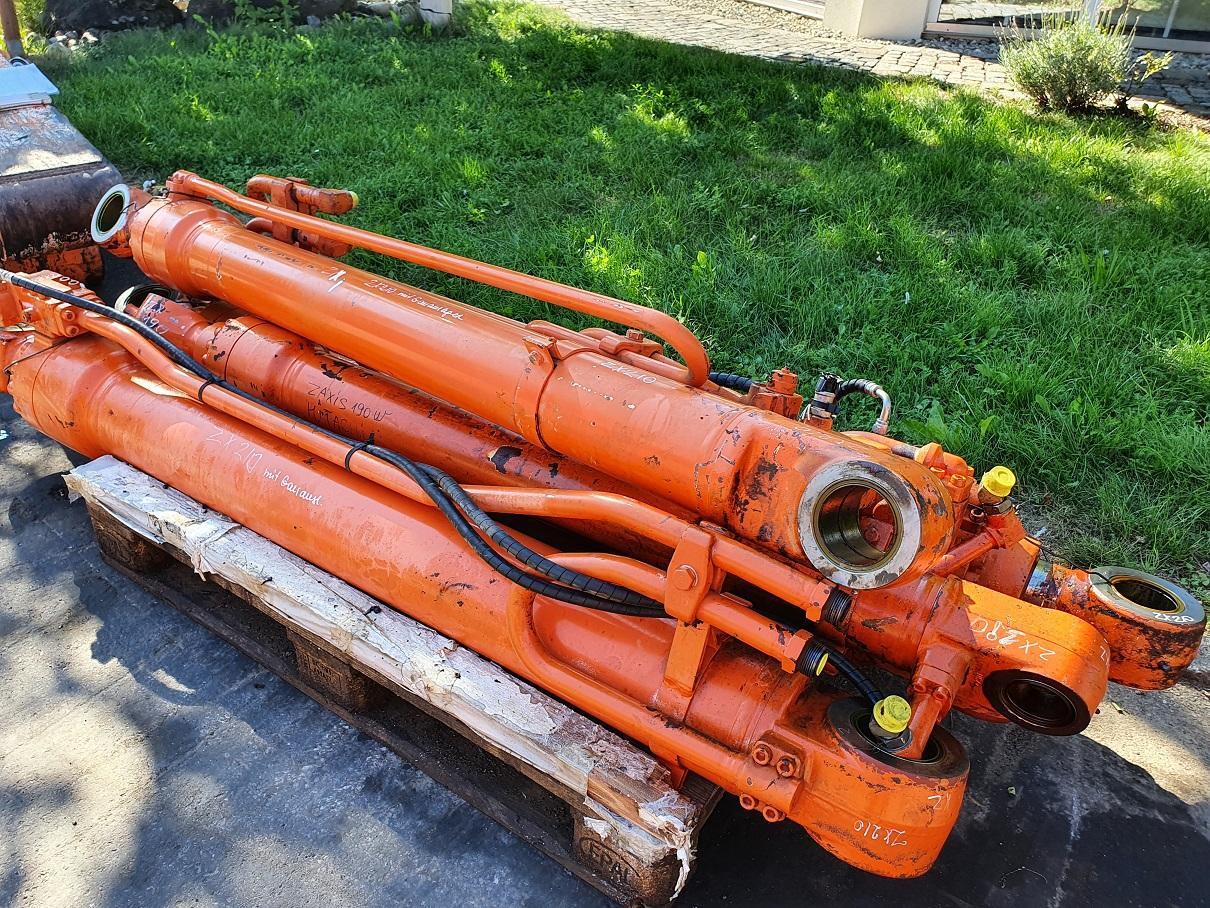 Hitachi ZX 210 LC N 3 - Cilindru hidraulic pentru Utilaje constructii: Foto 4 Hitachi ZX 210 LC N 3 - Cilindru hidraulic pentru Utilaje constructii: Foto 4