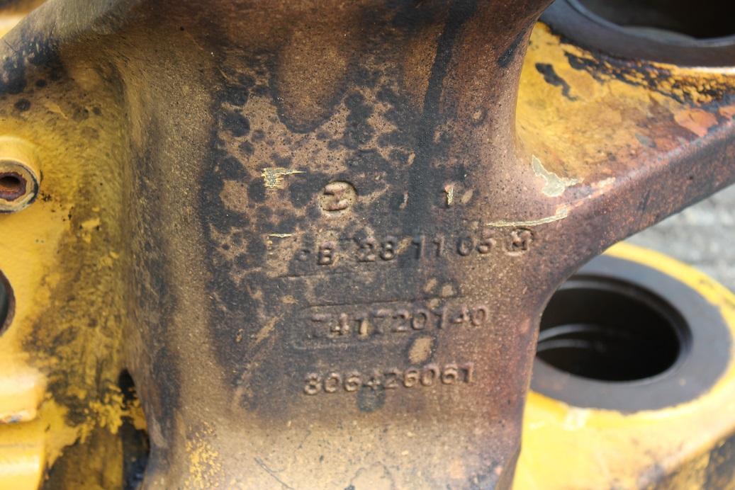 Komatsu PW 95 - Braț pentru Excavator pe roţi: Foto 2 Komatsu PW 95 - Braț pentru Excavator pe roţi: Foto 2