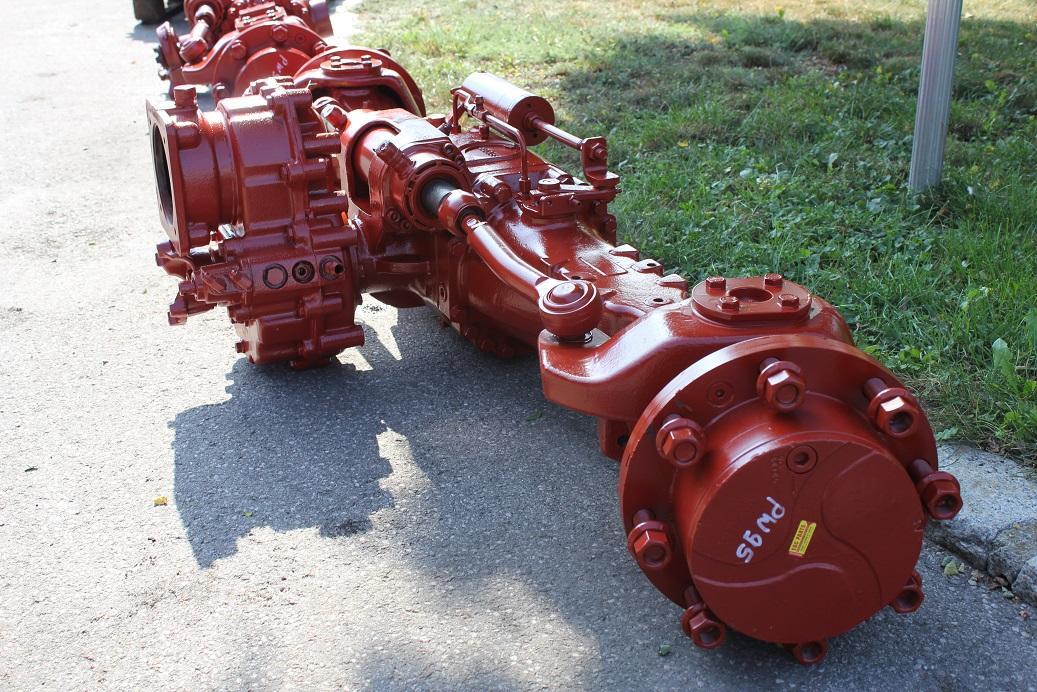 Komatsu Spicer 357-212-126-001 aus PW 95 - Punte şi piese pentru Utilaje constructii: Foto 1 Komatsu Spicer 357-212-126-001 aus PW 95 - Punte şi piese pentru Utilaje constructii: Foto 1