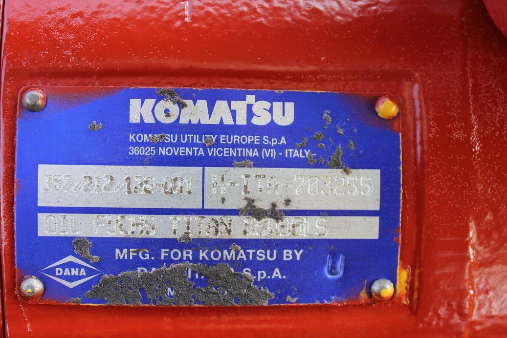 Komatsu Spicer 357-212-126-001 aus PW 95 - Punte şi piese pentru Utilaje constructii: Foto 4 Komatsu Spicer 357-212-126-001 aus PW 95 - Punte şi piese pentru Utilaje constructii: Foto 4