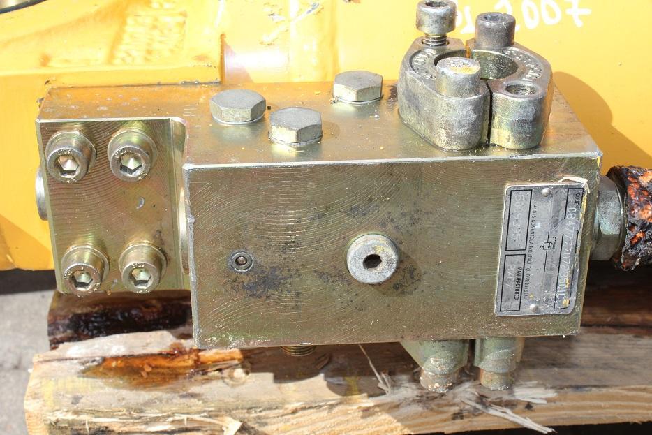 Liebherr R 924 compact - Cilindru hidraulic pentru Utilaje constructii: Foto 5 Liebherr R 924 compact - Cilindru hidraulic pentru Utilaje constructii: Foto 5