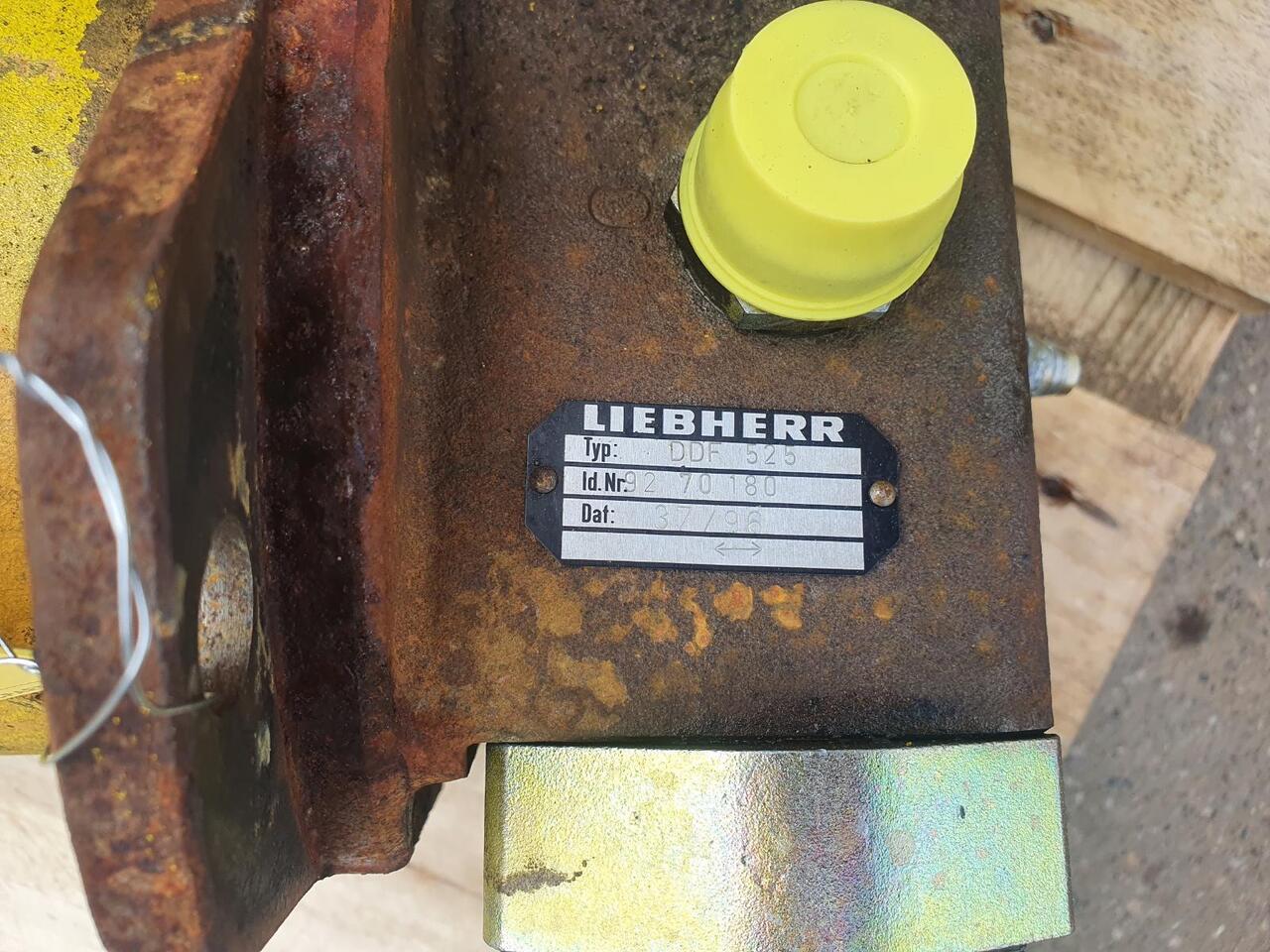 Liebherr R 942 - Hidraulică pentru Utilaje constructii: Foto 2 Liebherr R 942 - Hidraulică pentru Utilaje constructii: Foto 2